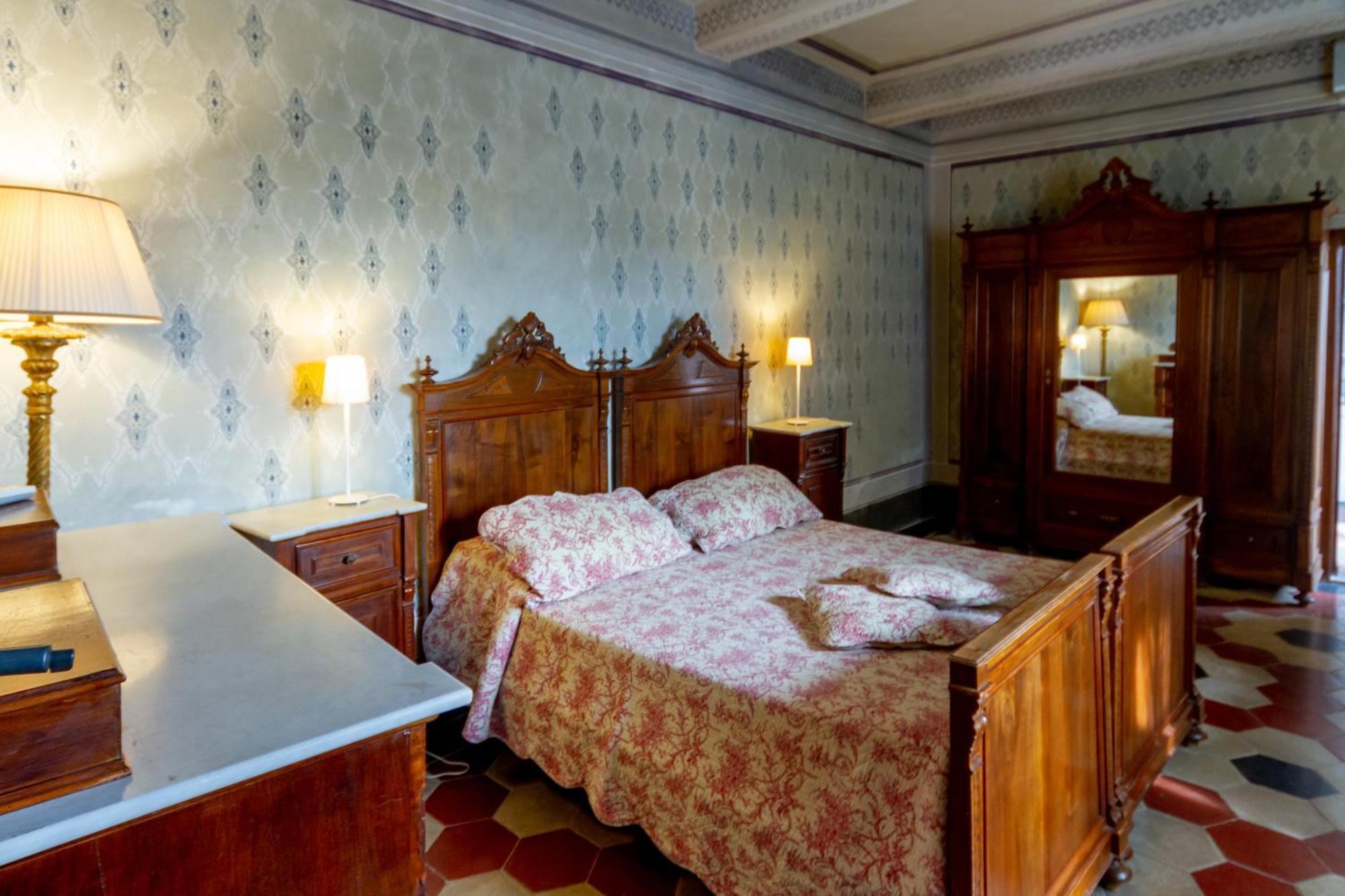 Antica Dimora Leones Bed & Breakfast Palaia Dış mekan fotoğraf