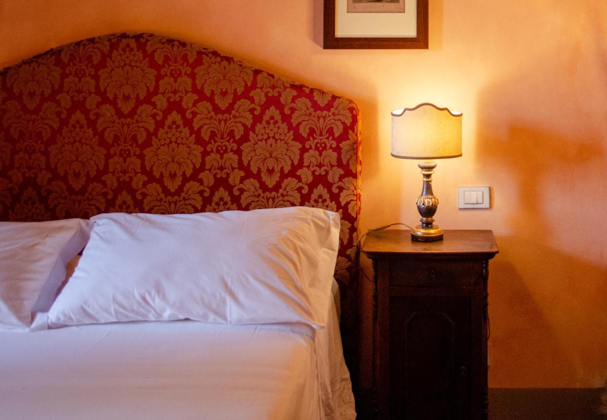 Antica Dimora Leones Bed & Breakfast Palaia Dış mekan fotoğraf